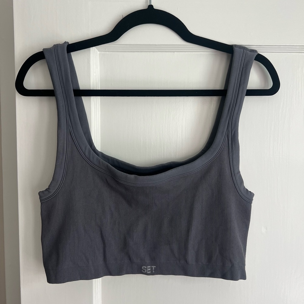 SET ACTIVE Sculptflex Gray Ribbed Sports Bra